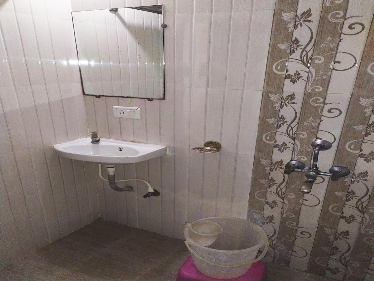 Hotel Wayfare Shirdi Extérieur photo