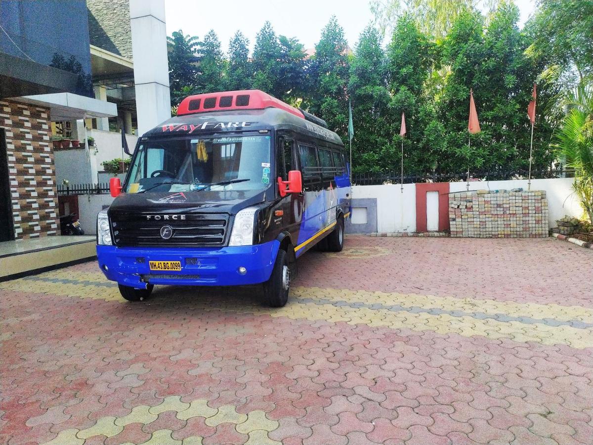 Hotel Wayfare Shirdi Extérieur photo
