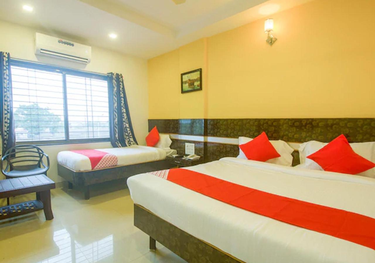 Hotel Wayfare Shirdi Extérieur photo